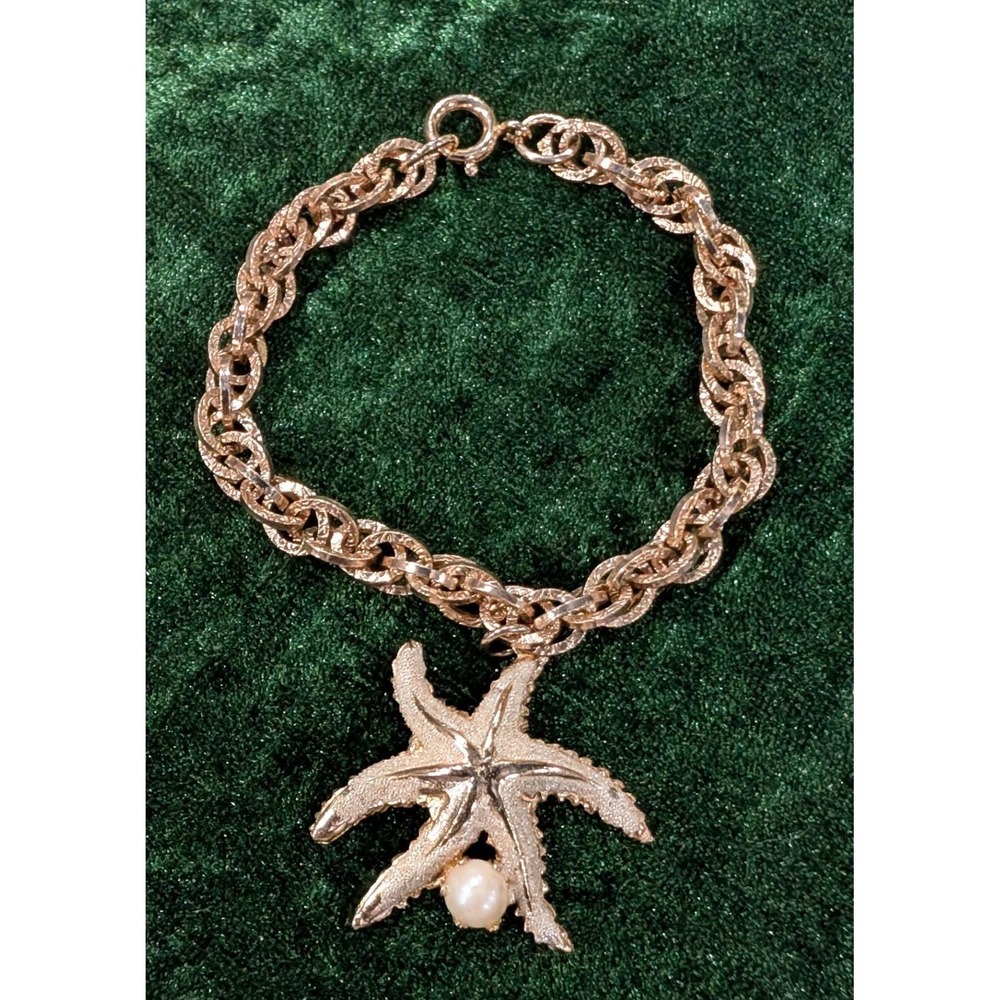 Vintage Kramer Gold Tone Starfish Faux Pearl Charm Bracelet Nautical Chunky Link